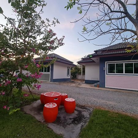 Araya Cottage Uthai Thani Eksteriør bilde