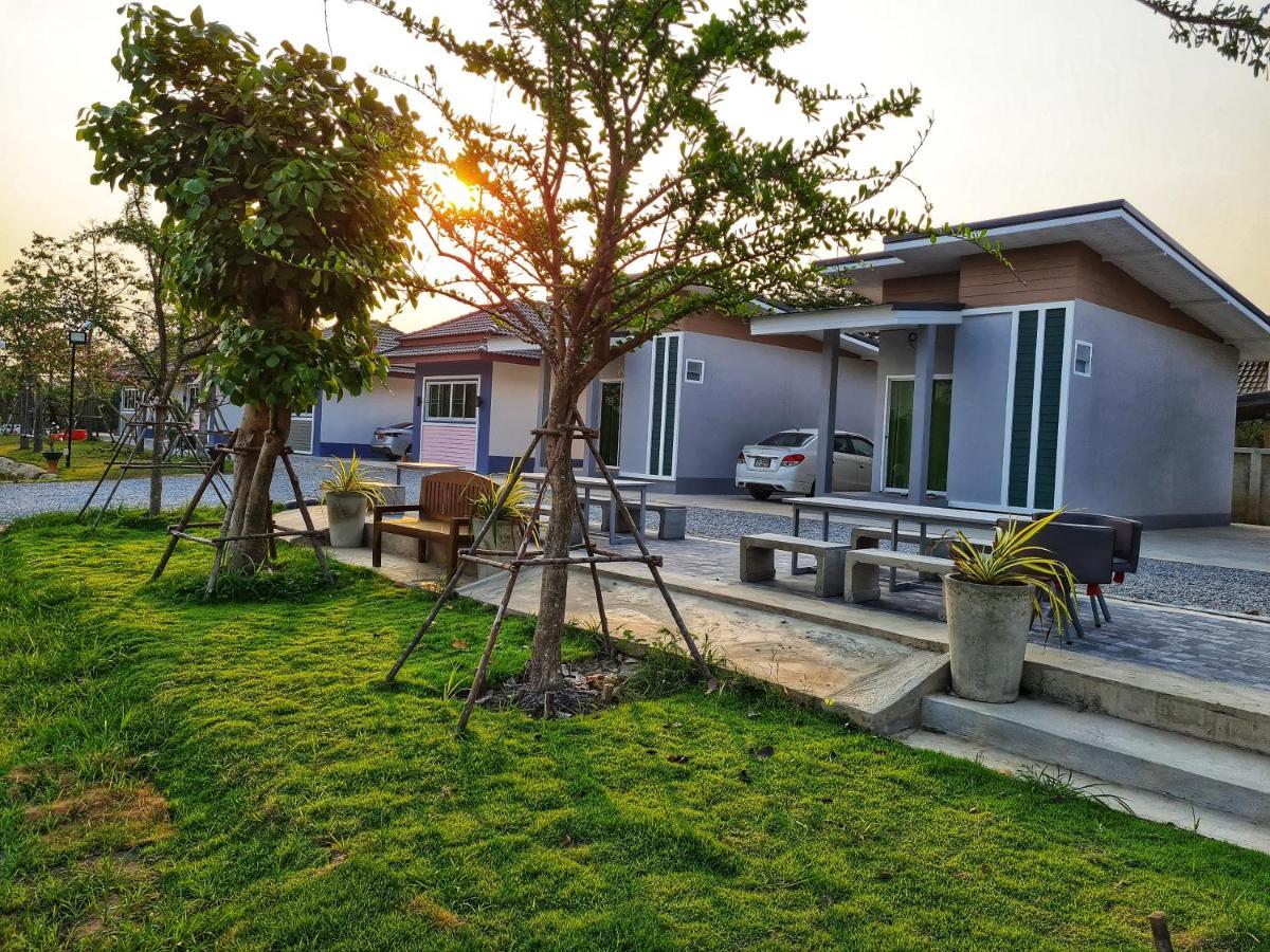 Araya Cottage Uthai Thani Eksteriør bilde